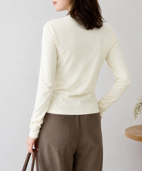 Miniministore（ミニミニストア）の「長袖Tシャツレディース無地ロンTインナー（Tシャツ/カットソー・レディース・アイボリー/カーキブラウン/ネイビー/グレー/ライトグレー/ブラック/ホワイト/ベージュ・FREE）」の19枚目の写真