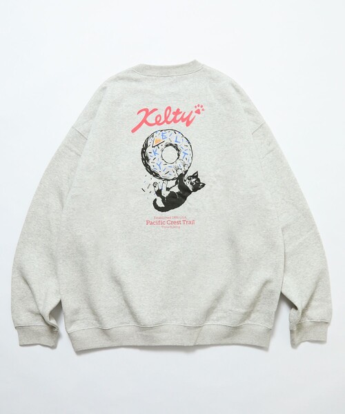 KELTY(ケルティ)の「KELTY/ケルティ 限定展開 KELTY×FREAK'S STORE/ケルティ 別注 ドーナツ キャットロゴ バックプリント クルーネックスウェット(スウェット・メンズ・チャコールグレー/ブラウン/ライトグレー/ベージュ・LARGE/SMALL/MEDIUM)」の6枚目の写真