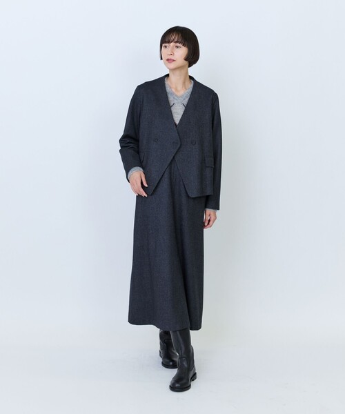 LOISIR（ロワズィール）の「クラシカルツイードショートジャケット（ノーカラージャケット・レディース・ベージュ/チャコールグレー・FREE）」の7枚目の写真