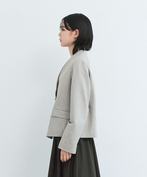 LOISIR（ロワズィール）の「クラシカルツイードショートジャケット（ノーカラージャケット・レディース・ベージュ/チャコールグレー・FREE）」の12枚目の写真