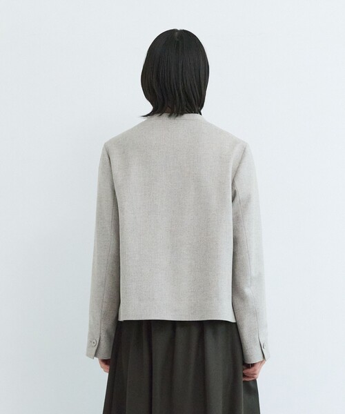 LOISIR（ロワズィール）の「クラシカルツイードショートジャケット（ノーカラージャケット・レディース・ベージュ/チャコールグレー・FREE）」の13枚目の写真