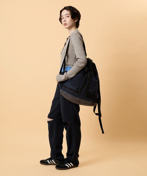 CONTROL FREAK / CTFK(コントロールフリーク)の「CONTROL FREAK / CTFK(コントロールフリーク/シーティーエフケー)キルトナップサック(バックパック/リュック・レディース・ブラック/カーキ・FREE)」の20枚目の写真