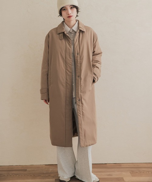 URBAN RESEARCH DOORS(アーバンリサーチドアーズ)の「ステッチレスライトダウンロングコート(その他アウター・レディース・ブラック/ベージュ系その他・FREE)」の16枚目の写真