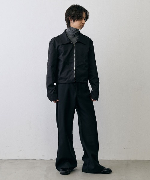 Shoowtime(ショウタイム)の「Minimal Cropped Zip Jacket / ミニマル クロップド ジップジャケット(テーラードジャケット・メンズ・ブラック・X-LARGE/LARGE/MEDIUM)」の2枚目の写真