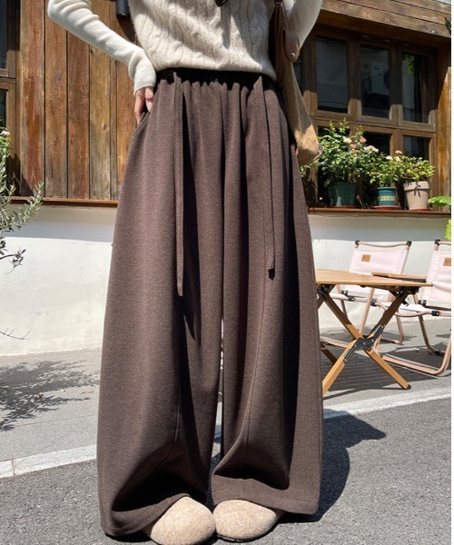 Bifrost(ビフレスト)の「ウールカシミヤ調生地ストレートパンツ(その他パンツ・レディース・グレー/ブラウン/ブラック・L/M/S)」の17枚目の写真