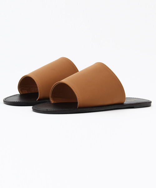 B:MING by BEAMS(ビーミングバイビームス)の「【InRed6月号掲載】ビーミング by ビームス / フラットサンダル(サンダル・レディース・ホワイト/ブラック/ブラウン系その他・22.5cm/23.5cm/24.5cm)」の3枚目の写真