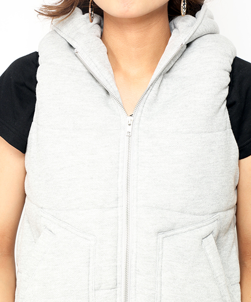 VENCEEXCHANGE（ヴァンスエクスチェンジ）の「裏毛フード付中綿ベスト（ブルゾン・レディース・グレー/チャコールグレー・LARGE/MEDIUM）」の6枚目の写真
