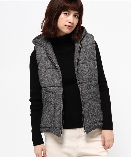 VENCEEXCHANGE（ヴァンスエクスチェンジ）の「裏毛フード付中綿ベスト（ブルゾン・レディース・グレー/チャコールグレー・LARGE/MEDIUM）」の2枚目の写真