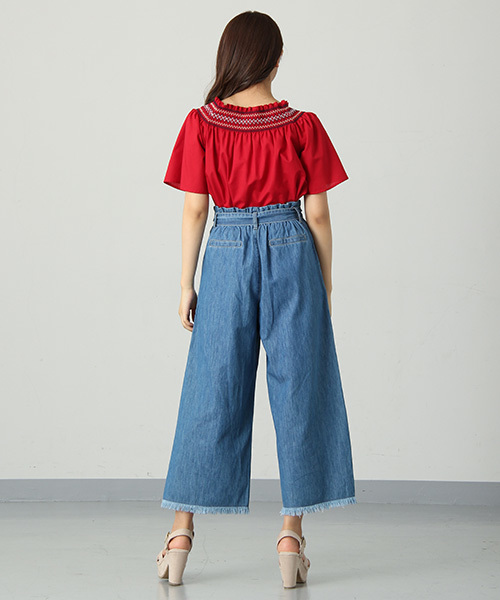 Honeys（ハニーズ）の「スモッキング刺繍ブラウス（シャツ/ブラウス・レディース・ブルー系その他/レッド/オフホワイト・L/M）」の7枚目の写真