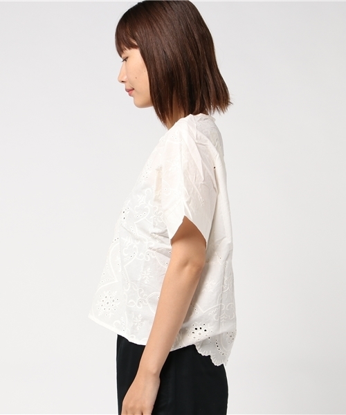 earth music&ecology（アースミュージックアンドエコロジー）の「刺繍ブラウス（シャツ/ブラウス・レディース・アイボリー/ブラック/ピンク/キャメル・FREE）」の6枚目の写真