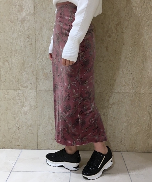 Snidel スナイデル の プリントベロアロングスカート スカート Wear