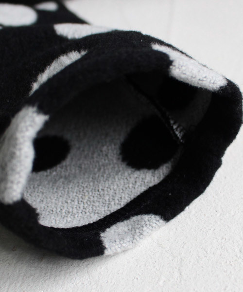 antiqua(アンティカ)の「ウール混ドット柄ワイドトップス(ニット/セーター・レディース・ブラック系その他・FREE)」の9枚目の写真