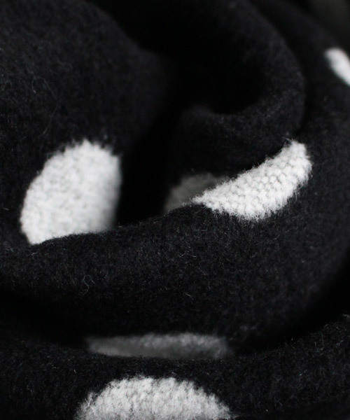 antiqua(アンティカ)の「ウール混ドット柄ワイドトップス(ニット/セーター・レディース・ブラック系その他・FREE)」の10枚目の写真