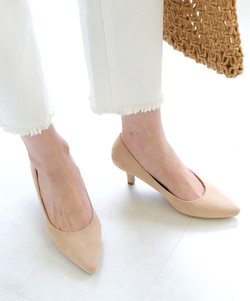 AmiAmi(アミアミ)の「走れるパンプス/美脚ポインテッドトゥ6㎝ヒールパンプス(パンプス・レディース・パープル/ネイビー/ブラック/カーキ/ベージュ系その他/ブラック系その他/チェック/レッド/グレー/レオパード/イエロー/ブラック系その他2/パイソン/ベージュ系その他2/ピンク/グレイッシュベージュ/ホワイト×シルバー/ベージュ系その他3/ピンクベージュ/ブルー系その他/グリーン系その他/キャメル/ダークオレンジ/アイボリー/ブラック系その他3/オリーブ/マルチ/モカ/ホワイト系その他/ブラック系その他4/ベージュ系その他4/ライトカーキ/ベージュ系その他5/ダークグレー/ライトグレー/グレー系その他/ブラック系その他5/ブラウン/ベージュ系その他6/シルバー/ホワイト系その他2/パープル系その他/バーガンディー/グリーン系その他2/ブラウン系その他・35/38/39/36/34/37)」の20枚目の写真