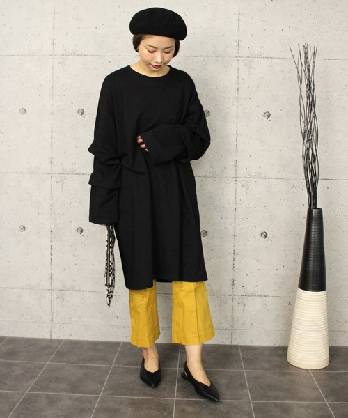 reca（レカ）の「袖コンシャス◇超ビッグシルエットスウェットカットソー（ワンピース・レディース・ブラック/グレー/グレー系その他・FREE）」の22枚目の写真