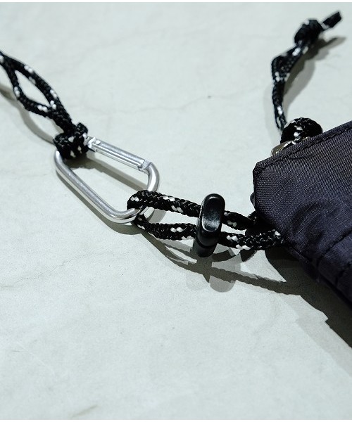 TODAYFUL（トゥデイフル）の「ポケットナイロンサコッシュ（ボディバッグ/ウエストポーチ・レディース・ホワイト/ブラック/ボルドー・FREE）」の14枚目の写真