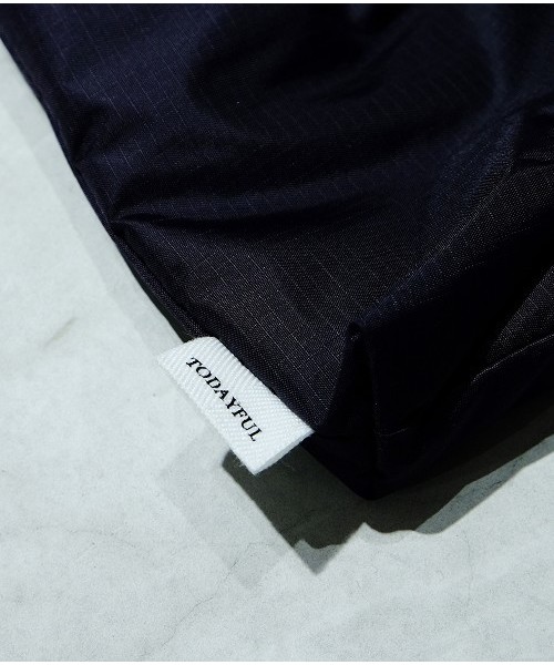 TODAYFUL（トゥデイフル）の「ポケットナイロンサコッシュ（ボディバッグ/ウエストポーチ・レディース・ホワイト/ブラック/ボルドー・FREE）」の15枚目の写真