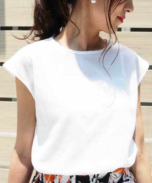 M y u（ミュー）の「ワッフル生地★フレンチスリーブプルオーバー（Tシャツ/カットソー・レディース・ホワイト/ブラック/カーキ・M/L）」の16枚目の写真