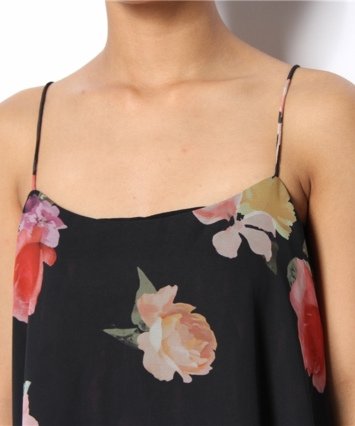 LILIDIA（リリディア）の「フラワーテールキャミOP（ワンピース・レディース・ブルー/ライトベージュ/ブラック・2/1）」の8枚目の写真