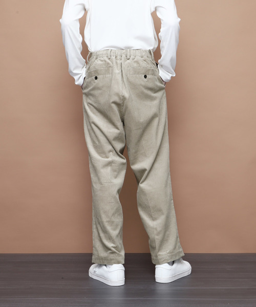 EMMA CLOTHES（エマクローズ）の「5.5Wコーデュロイワイドパンツ（その他パンツ・メンズ・ブラック/ダークブラウン/ライトベージュ/オリーブ・M/L）」の13枚目の写真