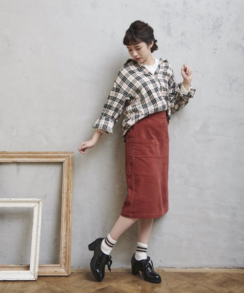 OLIVE des OLIVE（オリーブデオリーブ）の「ランダムコーデュロイ ナロースカート（スカート・レディース・ブラック/ベージュ/レッド/サックスブルー・FREE）」の6枚目の写真