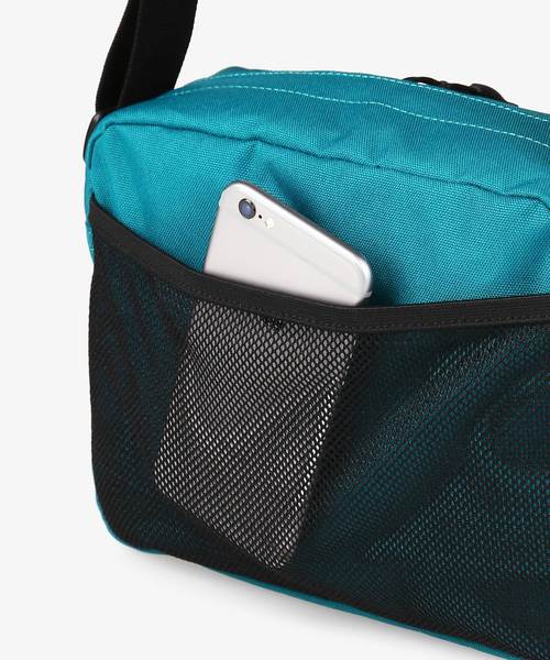OUTDOOR PRODUCTS（アウトドアプロダクツ）の「ＦＯＲＤ ＭＩＮＩ ＳＨＯＵＬＤＥＲ ショルダーバッグ（ショルダーバッグ・レディース・グレー/ブラック/レッド/グリーン/ネイビー/チャコールグレー/ベージュ/ブルー系その他・FREE）」の12枚目の写真