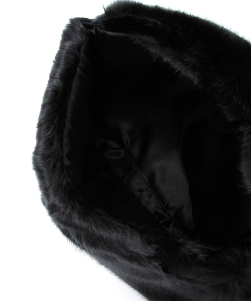 Soareak（ソアリーク）の「【hatattack】 フェイクファーポーチ（クラッチバッグ・レディース・ブラック/キャメル・FREE）」の6枚目の写真