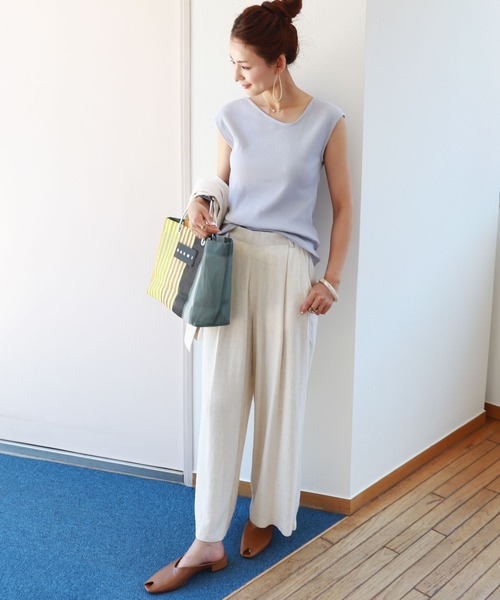 andme(アンドミー)の「麻レーヨンワイドパンツ(その他パンツ・レディース・ネイビー/レッド/カーキ/ライトブラウン/オートミール・M/L)」の12枚目の写真