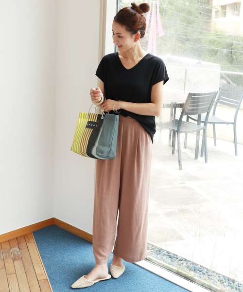 andme(アンドミー)の「麻レーヨンワイドパンツ(その他パンツ・レディース・ネイビー/レッド/カーキ/ライトブラウン/オートミール・M/L)」の7枚目の写真