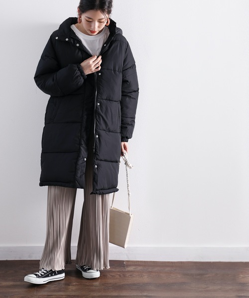 classicalelf(クラシカルエルフ)の「ロング丈ジップアップロングコート(ダウンジャケット/コート・レディース・アイボリー/モカ/ライトカーキ/パープル/レッド/ブルー/ブラック/ベージュ・LARGE/MEDIUM)」の21枚目の写真