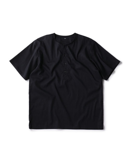 SHIPS(シップス)の「SC: PRIMEFLEX(R) リネン ヘンリーネック Tシャツ(シャツ/ブラウス・メンズ・ホワイト/ネイビー/オリーブ・SMALL/MEDIUM/LARGE/X-LARGE)」の3枚目の写真