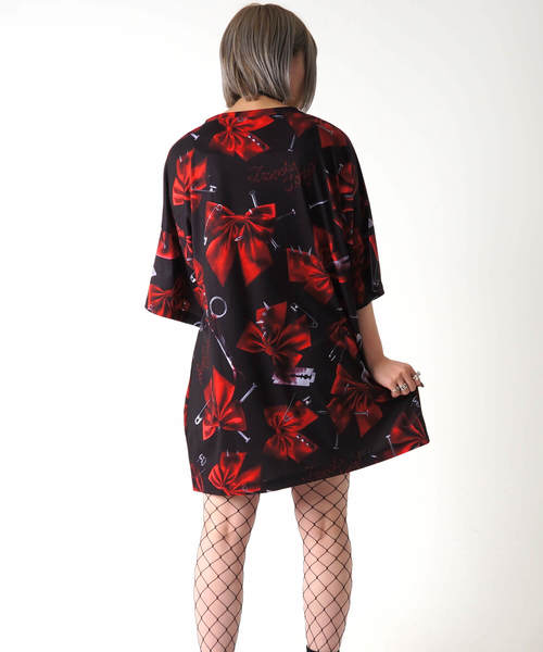 TRAVAS TOKYO（トラバス トウキョウ）の「Kill ribbons BIG Tee