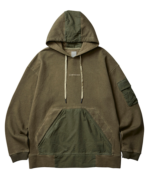 Liberaiders(リベレイダース)の「LIBERAIDERS リベレイダース / TRIANGLE HOODIE トライアングル フーディ― パーカー / 763041903(パーカー・メンズ・ホワイト/ブラック/オリーブ・MEDIUM/LARGE/X-LARGE)」の3枚目の写真