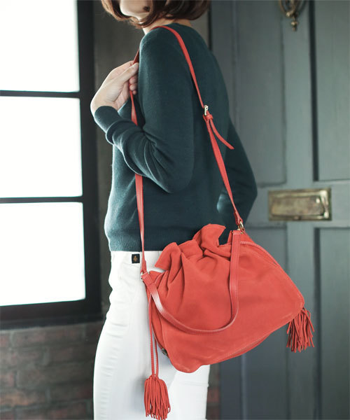 NANO universe（ナノユニバース）の「POPCORN/別注ドロストバッグ/L（ショルダーバッグ・レディース・ブラック/チャコール/ベージュ/ダークグリーン/ダークネイビー/レッド系その他・FREE）」の6枚目の写真