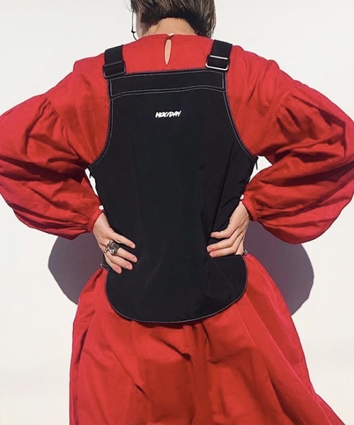 HOLIDAY（ホリデイ）の「ATTACHMENT WORK VEST アタッチメントワークベスト（ベスト・レディース・ホワイト/ブラック・ONE SIZE）」の20枚目の写真