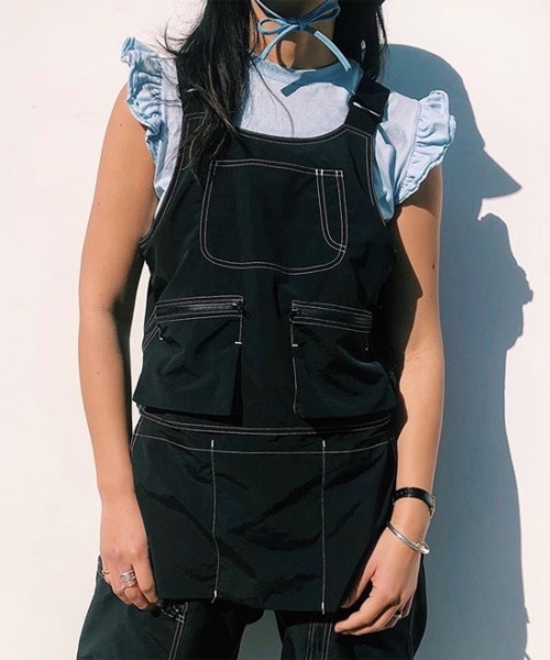 HOLIDAY（ホリデイ）の「ATTACHMENT WORK VEST アタッチメントワークベスト（ベスト・レディース・ホワイト/ブラック・ONE SIZE）」の11枚目の写真