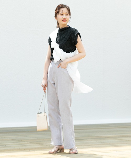 mystic(ミスティック)の「シャーリングハイネックトップス(シャツ/ブラウス・レディース・オフホワイト/ブラック/ベージュ・FREE)」の8枚目の写真