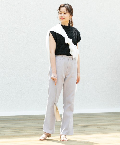 mystic(ミスティック)の「シャーリングハイネックトップス(シャツ/ブラウス・レディース・オフホワイト/ブラック/ベージュ・FREE)」の11枚目の写真