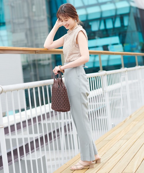 mystic(ミスティック)の「シャーリングハイネックトップス(シャツ/ブラウス・レディース・オフホワイト/ブラック/ベージュ・FREE)」の13枚目の写真