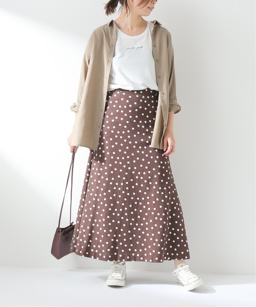 SLOBE IENA(スローブイエナ)の「ウォッシャブルレーヨンベーシックシャツ【手洗い可能】◆(シャツ/ブラウス・レディース・ブラウン/ベージュ・FREE)」の4枚目の写真