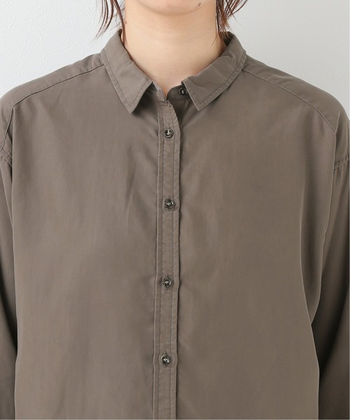 SLOBE IENA(スローブイエナ)の「ウォッシャブルレーヨンベーシックシャツ【手洗い可能】◆(シャツ/ブラウス・レディース・ブラウン/ベージュ・FREE)」の8枚目の写真