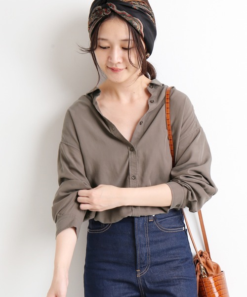 SLOBE IENA(スローブイエナ)の「ウォッシャブルレーヨンベーシックシャツ【手洗い可能】◆(シャツ/ブラウス・レディース・ブラウン/ベージュ・FREE)」の21枚目の写真