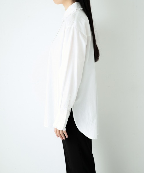 yuw（ユウ）の「エリフリルシャツ　922958（シャツ/ブラウス・レディース・ブラック/オフホワイト/ストライプ・FREE）」の13枚目の写真