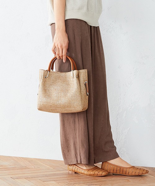 MONO　COMME CA（モノコムサ）の「ポーチ付き リネンライク ５Wayバッグ（ハンドバッグ・レディース・ブラウン/ベージュ・FREE）」の2枚目の写真