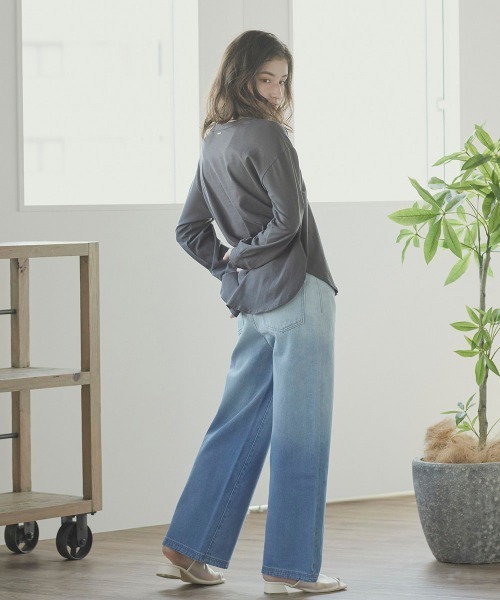 LIPSTAR（リップスター）の「グラデーションデニム（デニムパンツ・レディース・ブルー系その他・S/M）」の2枚目の写真