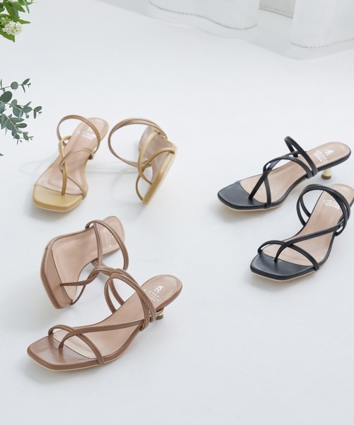 ROPE' PICNIC（ロペピクニック）の「【WEB限定】アシンメトリーデザイントングミュール（サンダル・レディース・ブラック系その他/ベージュ系その他/イエロー系その他・22.5cm/23.5cm/24.5cm）」の16枚目の写真