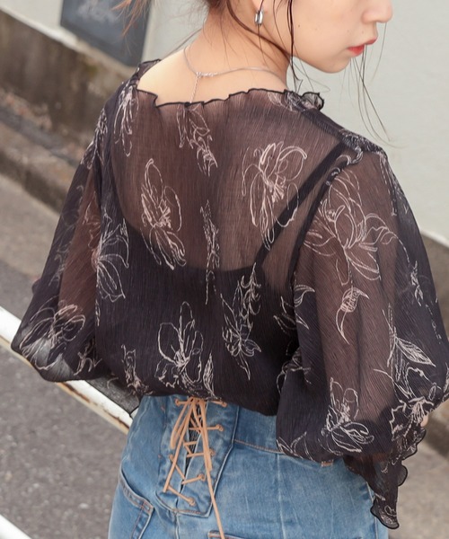 Chico（チコ）の「【Web限定】5分袖ラインフラワーシアートップス(キャミ付き)（シャツ/ブラウス・レディース・アイボリー/ミント/ピンクベージュ/ブラック・FREE）」の11枚目の写真