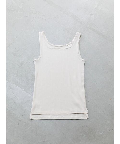 koe（コエ）の「スクエアネックリブタンクトップ＊（タンクトップ・レディース・ブルー/アイボリー/ベージュ・M/L）」の4枚目の写真