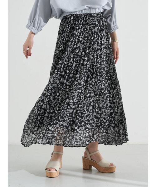 earth music&ecology（アースミュージックアンドエコロジー）の「フラワープリーツスカート　＊（スカート・レディース・ブラック/ライトベージュ/ミント・FREE）」の18枚目の写真