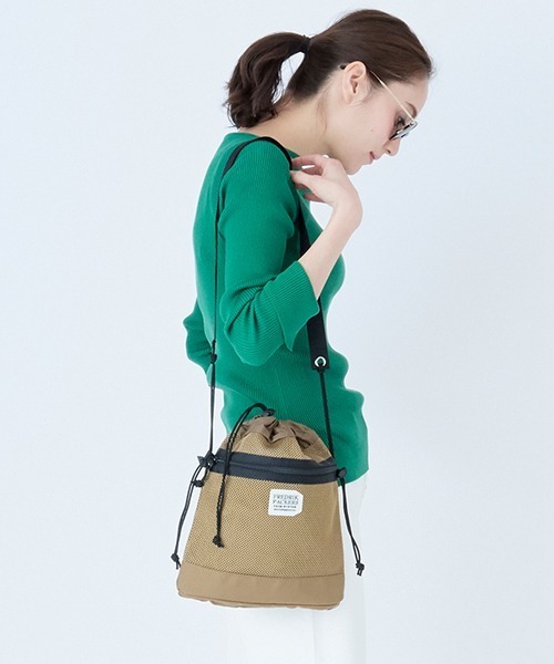 FREDRIK PACKERS（フレドリックパッカーズ）の「【FREDRIK PACKERS】BELLSACK M　ベルサック　メッシュサコッシュ（ショルダーバッグ・レディース・ブラック/ベージュ・FREE）」の12枚目の写真